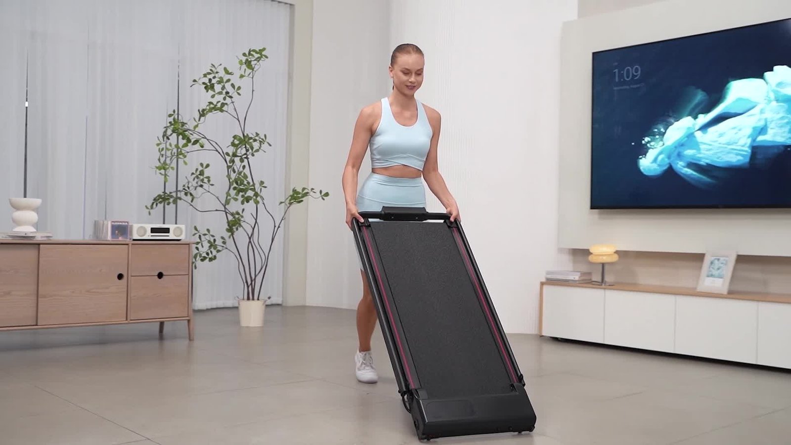 Klappbares Laufbänder – 3-in-1-Laufband mit 7 % Steigung – Walking Pad 1–8 km/h einstellbar – Lauffläche 38,5 x 90 cm - 2.5 ps Laufpad bis 130 kg – Bild 7
