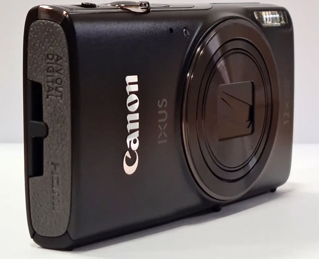 Canon IXUS 285 HS 20,2 Megapixel Full HD Kompaktkamera, 12-fach optischer/4-fach digitaler Zoom, 25 - 300 mm Brennweite, optischer Bildstabilisator, 1/2,3'' CMOS-Sensor, F3,6 (W) - F7 (T), 7,62 cm (3 Zoll) Display, WLAN, HDMI, Gesichts- und Lächelerkennung